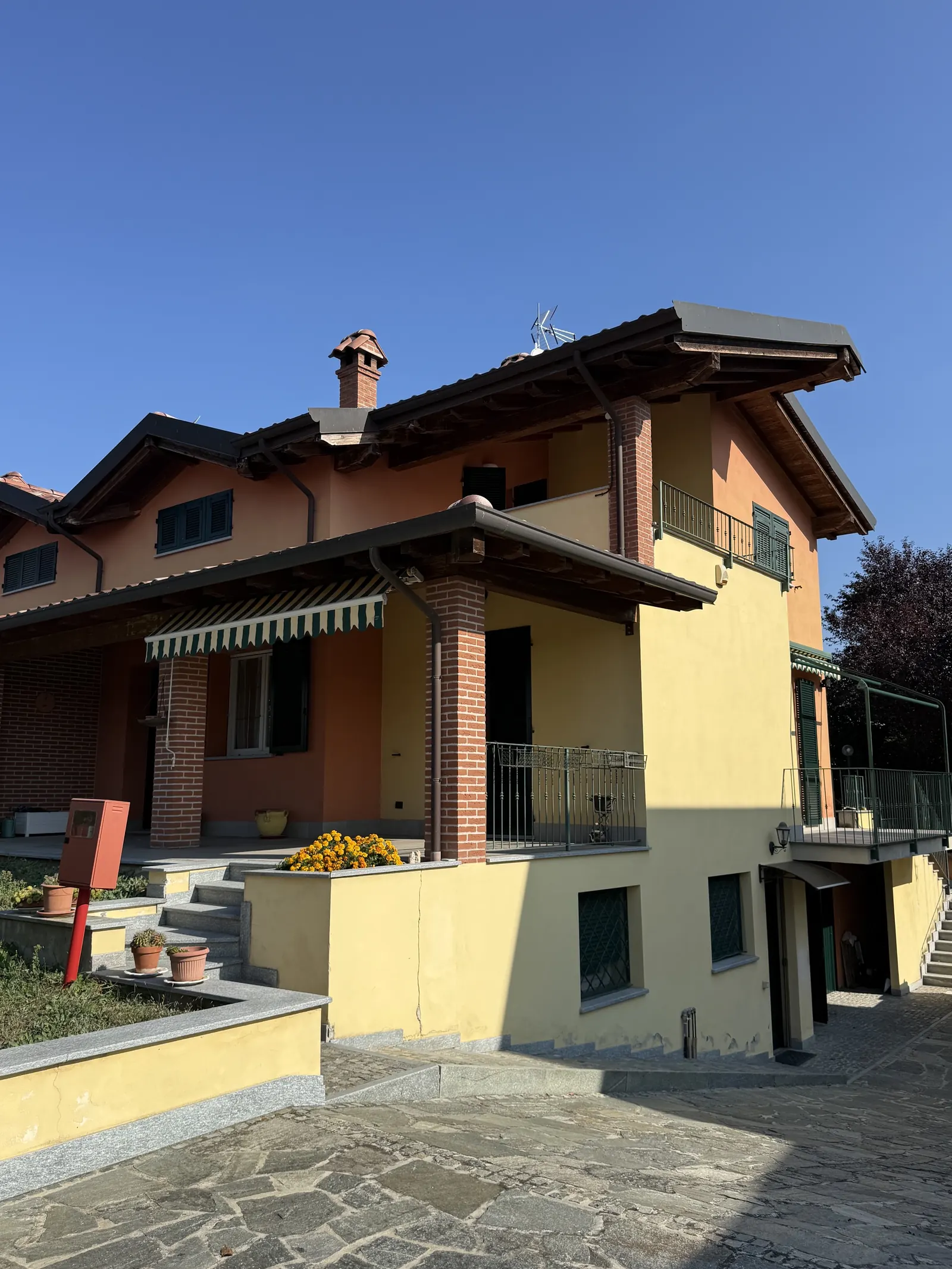 La casa della famiglia Nastase a Tortona