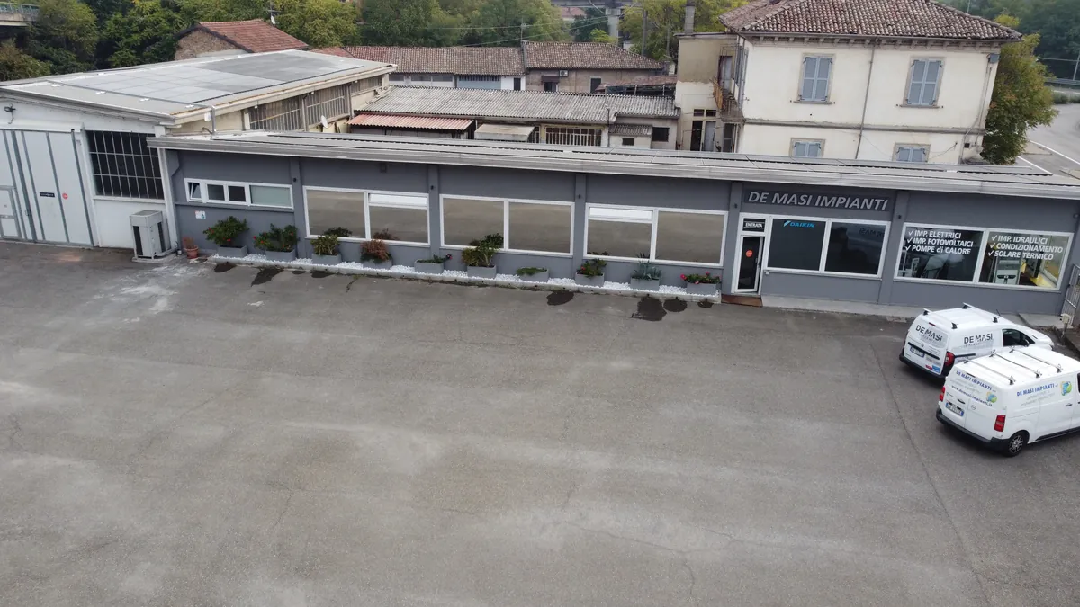 La sede di De Masi Impianti vista dal drone